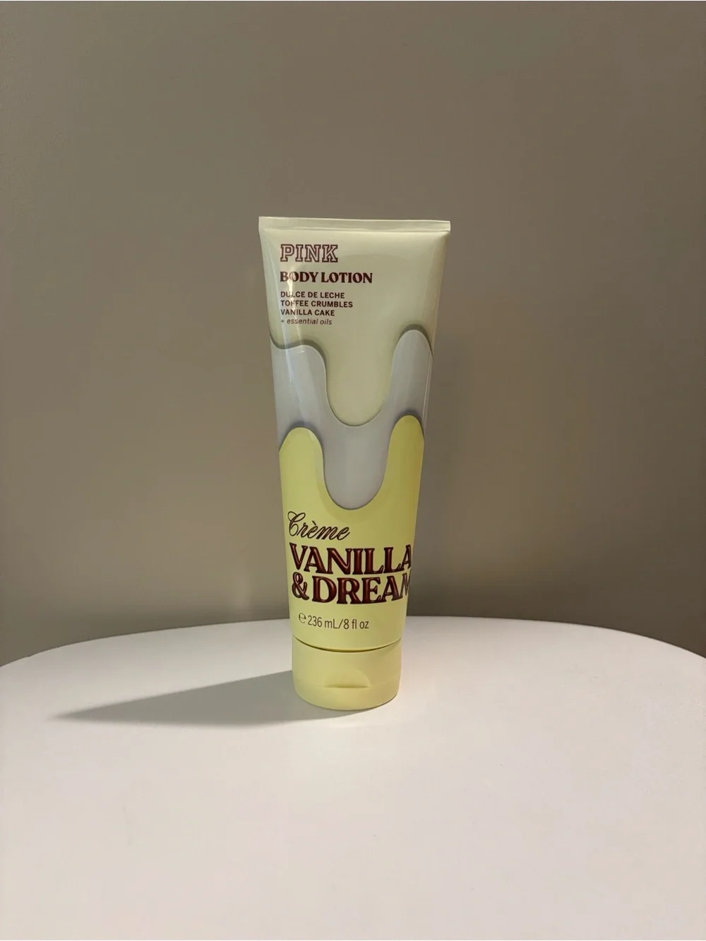 VS PINK Vanilla & Dreamy Creme Body Lotion